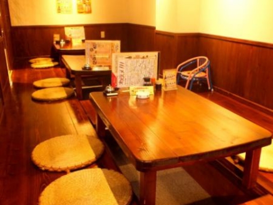 座席は広々70席以上宴会もお子さま連れも大歓迎！